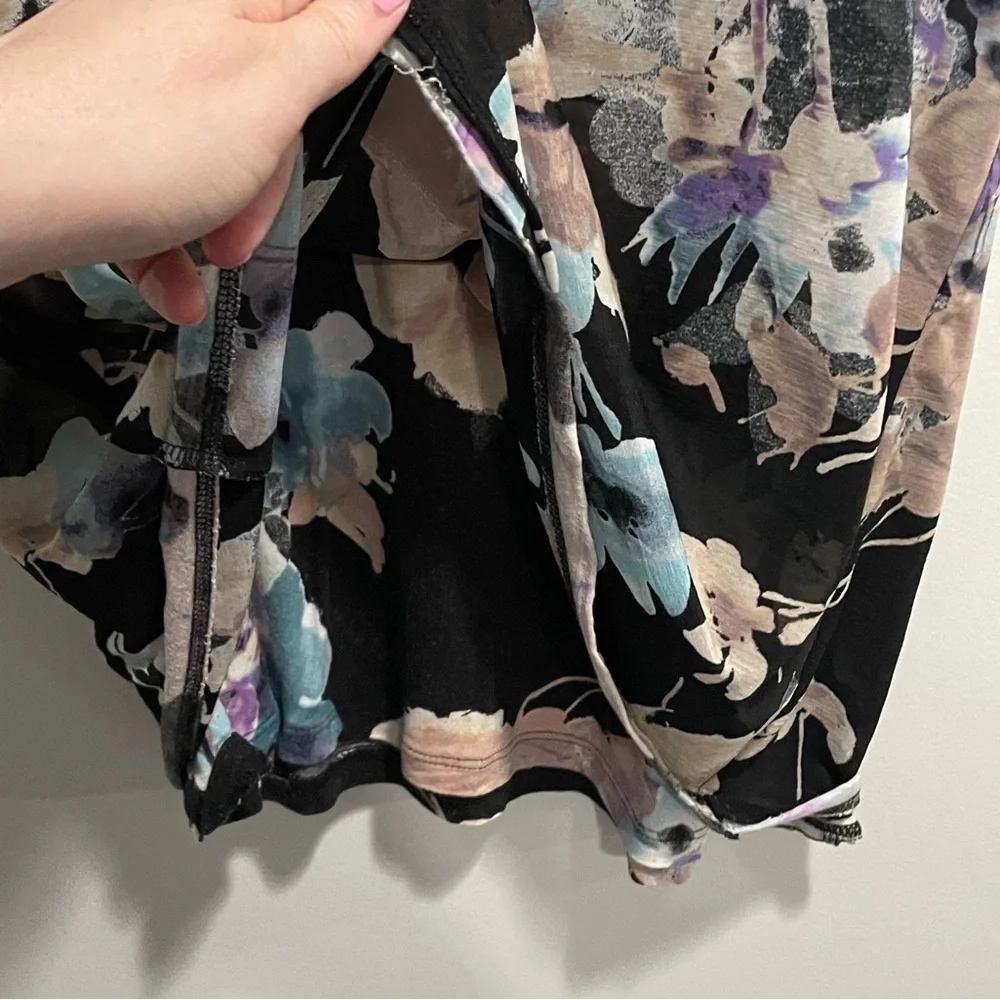 {Simply Vera Vera Wang} floral print lined t shirt women's size S - Picture 4 of 6